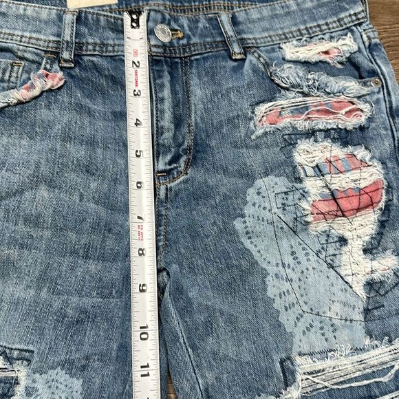 Anthropologie Pilcro Slim Boyfriend Patchwork Ankle Jeans Size 26 - Picture 9 of 13